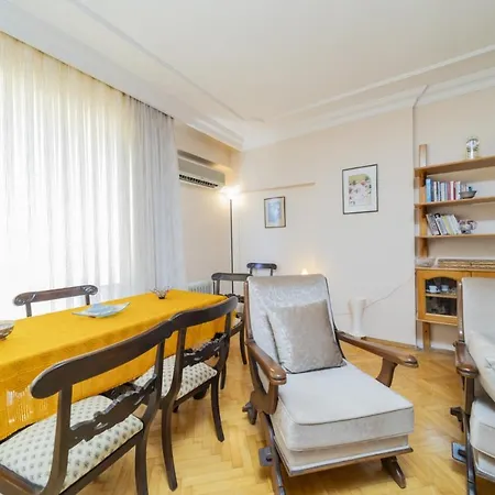 Daire Flat W Balcony Fireplace 5 Min To In *