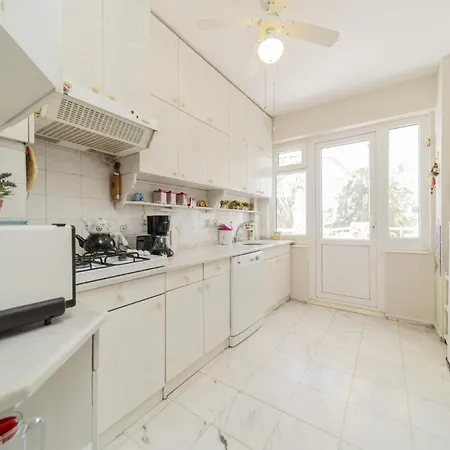 Daire Flat W Balcony Fireplace 5 Min To In *