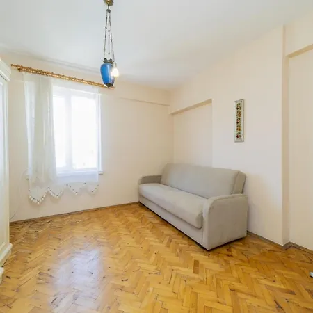 Daire Flat W Balcony Fireplace 5 Min To In *